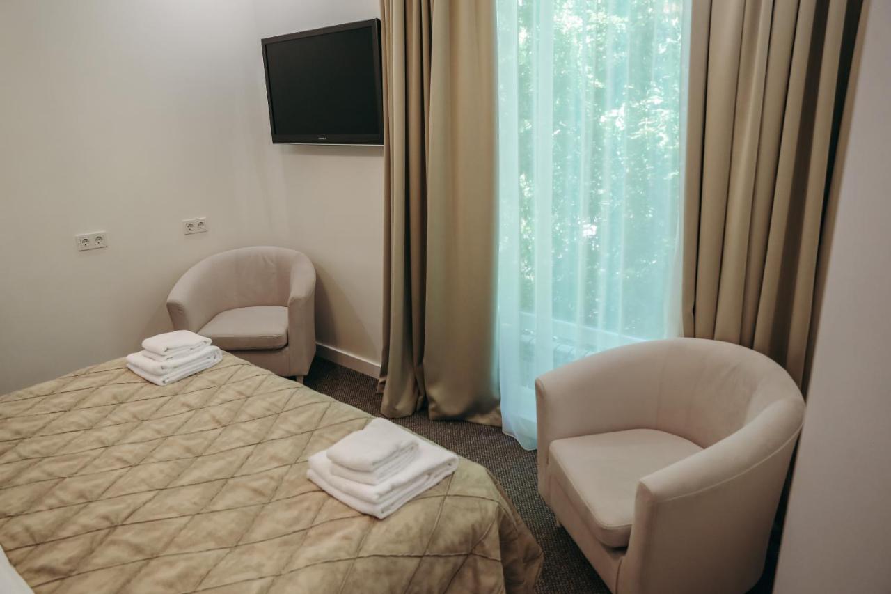 7 Boutique Hotel Ustʼ-Kamenogorsk Εξωτερικό φωτογραφία